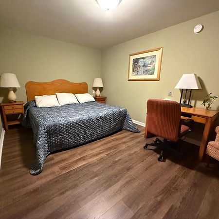 Heidi'S Inn Brewster Luaran gambar