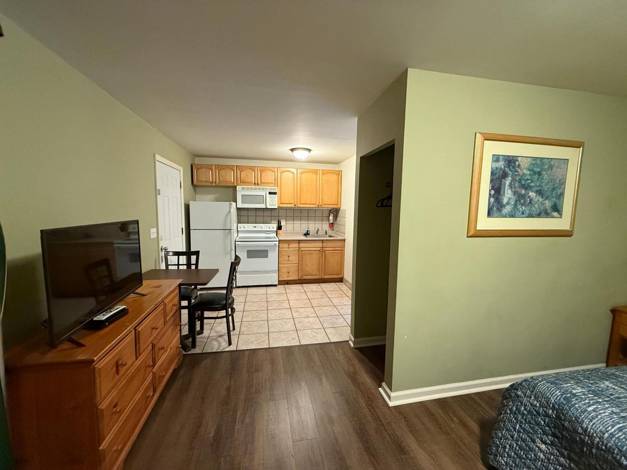 Heidi'S Inn Brewster Luaran gambar