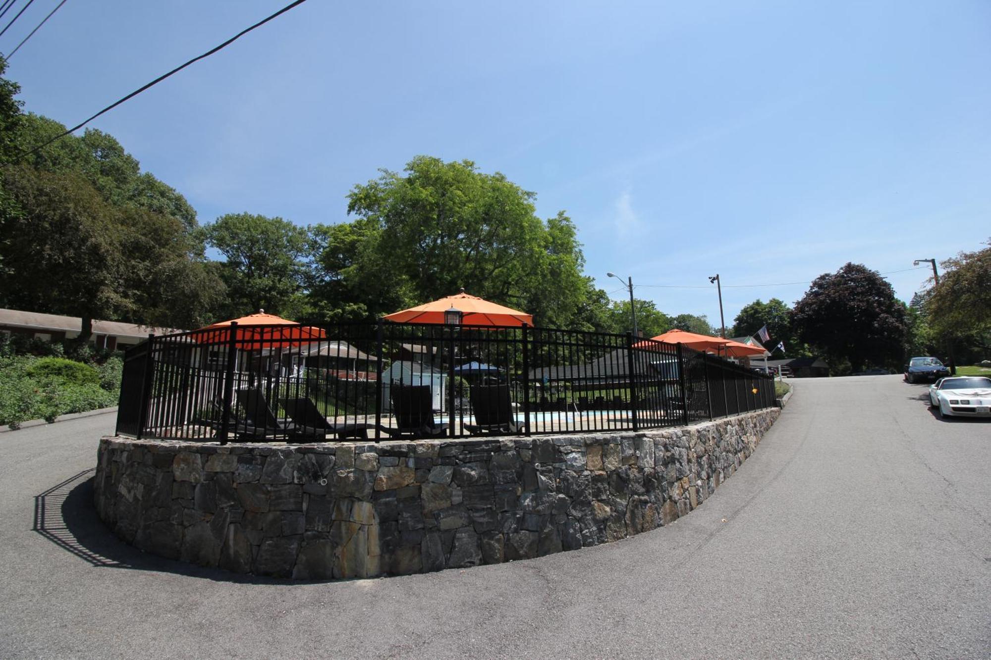 Heidi'S Inn Brewster Luaran gambar
