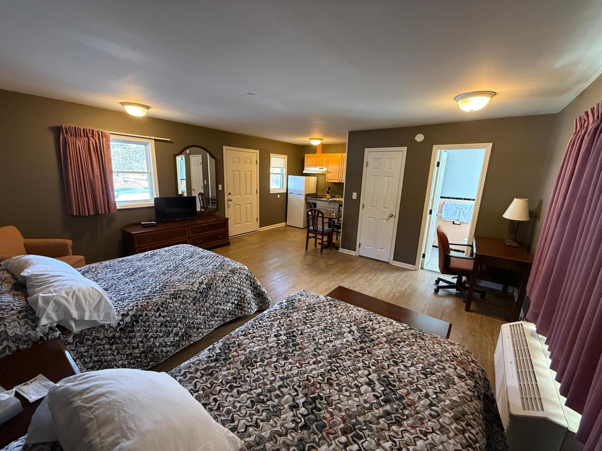 Heidi'S Inn Brewster Luaran gambar