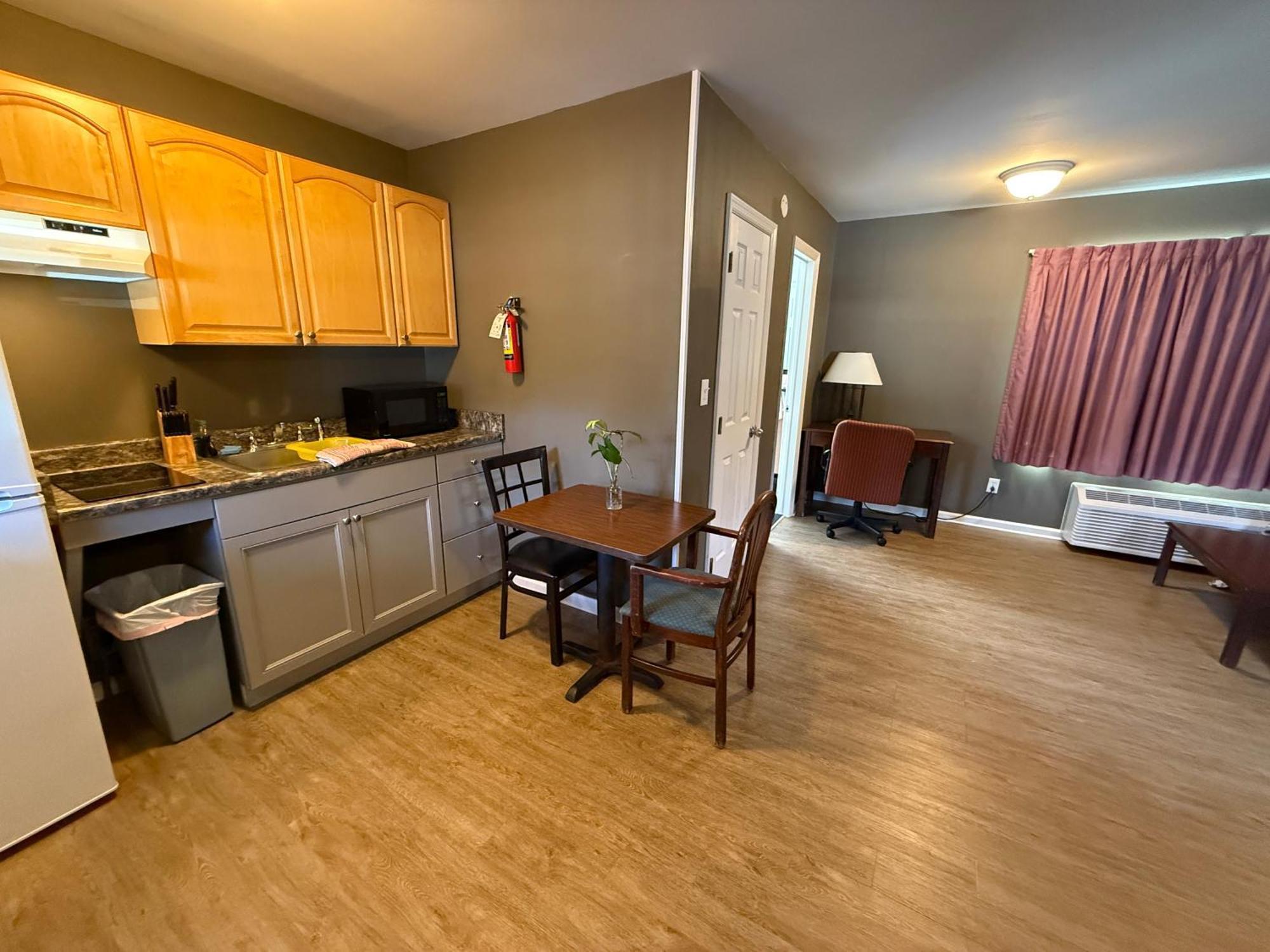 Heidi'S Inn Brewster Luaran gambar