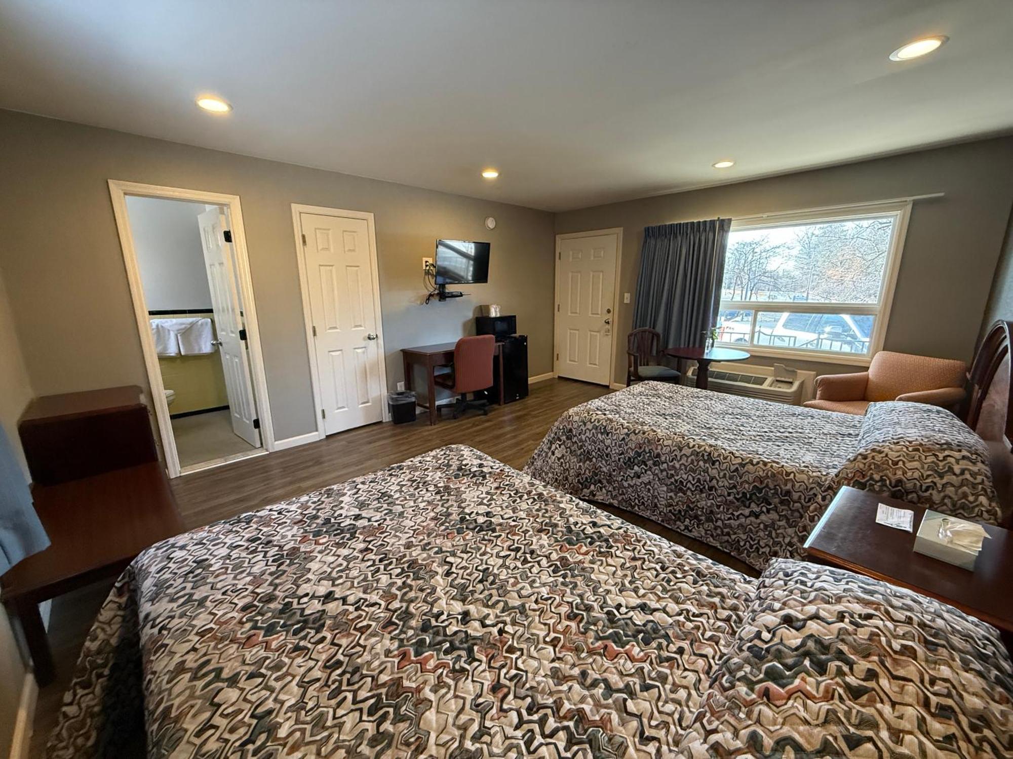 Heidi'S Inn Brewster Luaran gambar