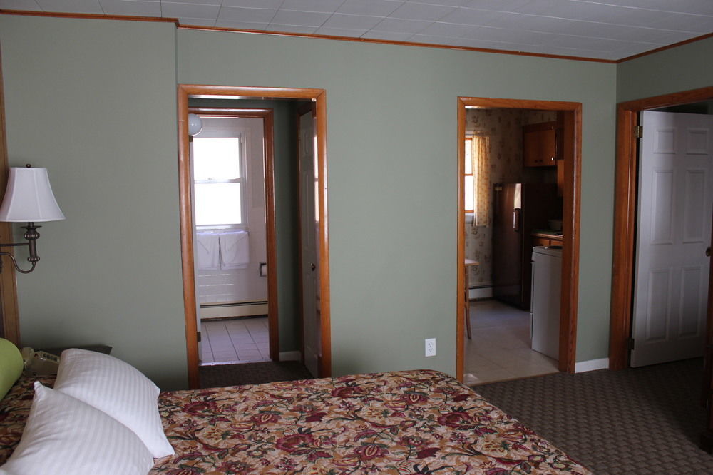 Heidi'S Inn Brewster Luaran gambar