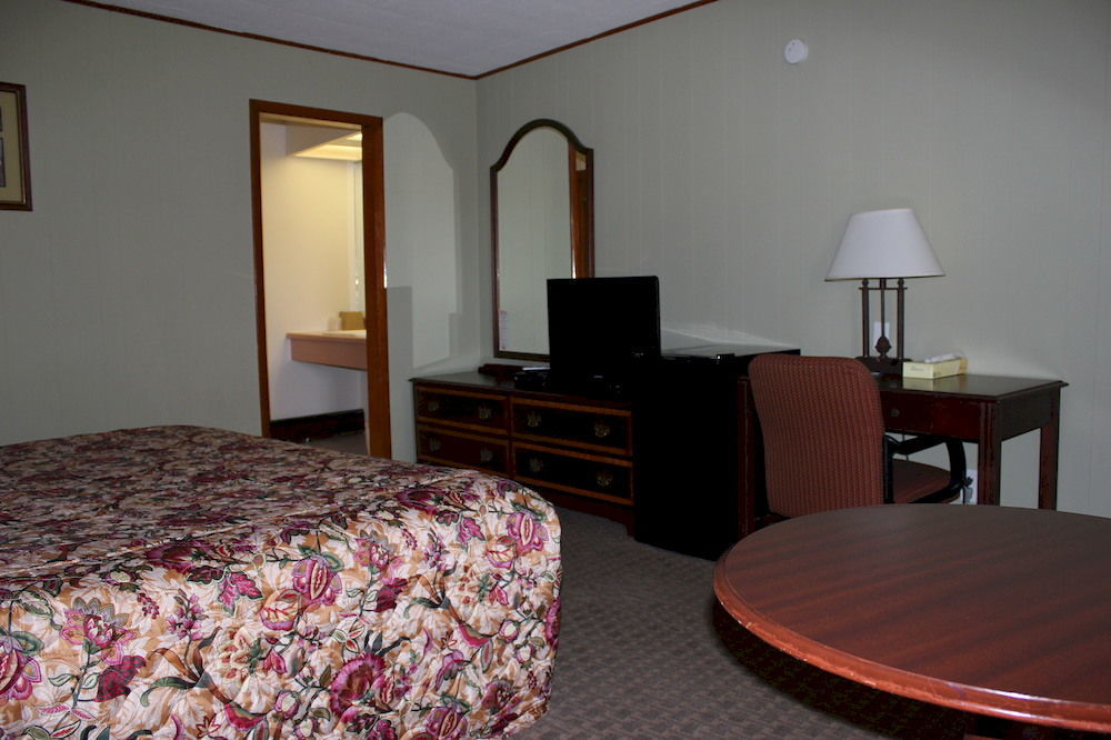 Heidi'S Inn Brewster Luaran gambar